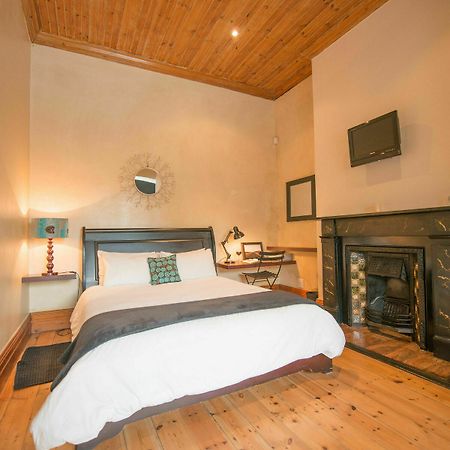 קייפטאון Avatara Bed & Breakfast מראה חיצוני תמונה